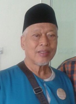 pict2006.jpg [138x180]