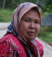 pict903.jpg [176x193]